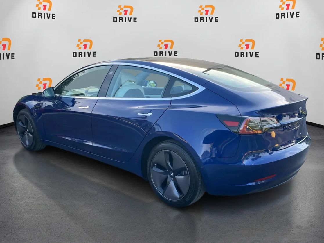 tesla model 3 2018 5YJ3E1EA3JF155764 image tesla model 3 2018 5YJ3E1EA3JF155764 image